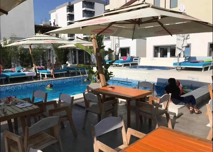 Aras Apartament * Navodari